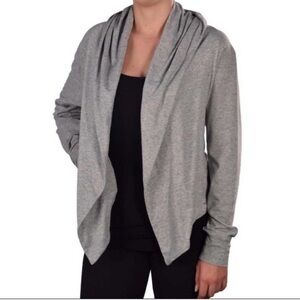 Nike Dri-fit Twist Training Wrap Hooded Open Front Cardigan. Size Medium